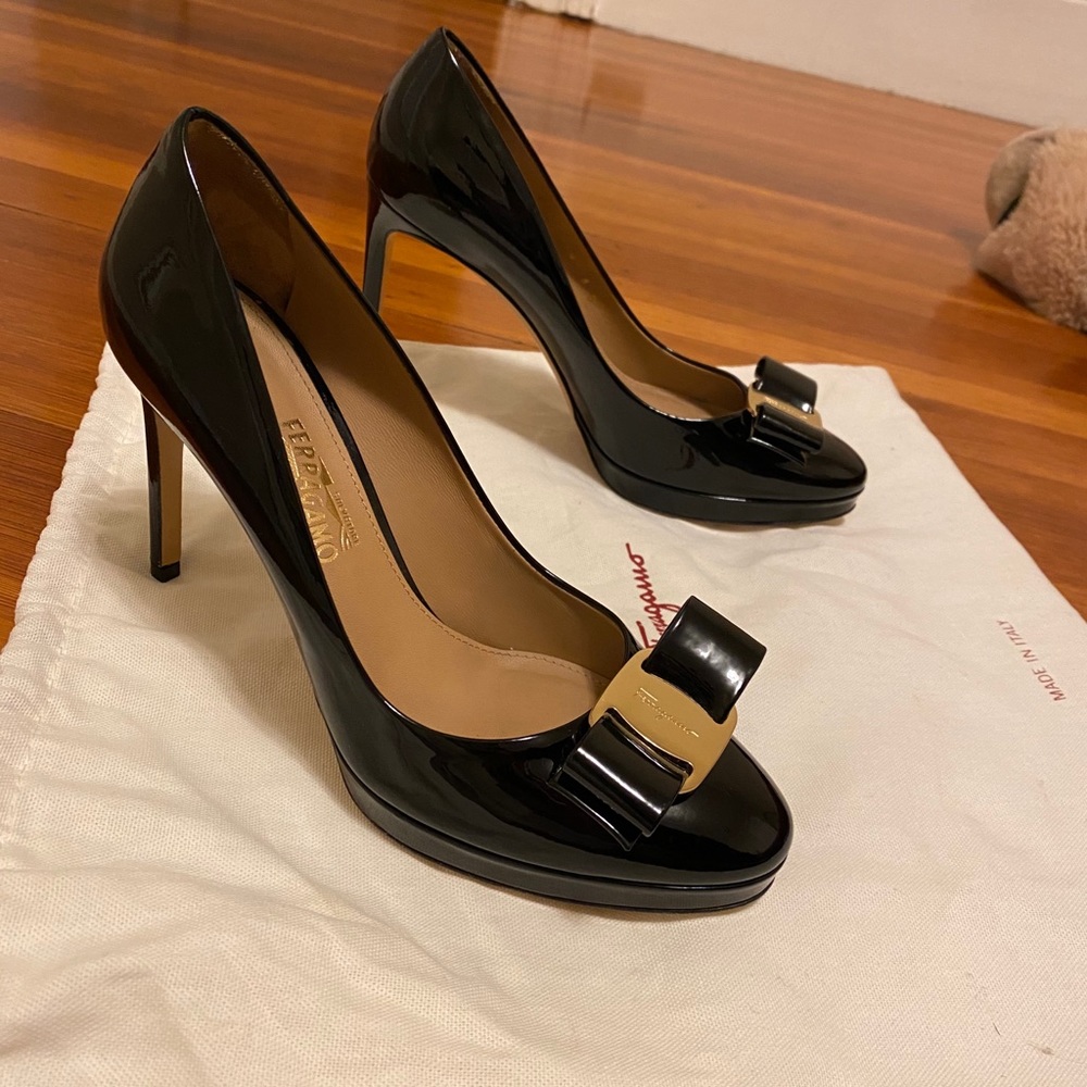 Salvatore Ferragamo Patent Leather Pumps - Picture 8 of 11